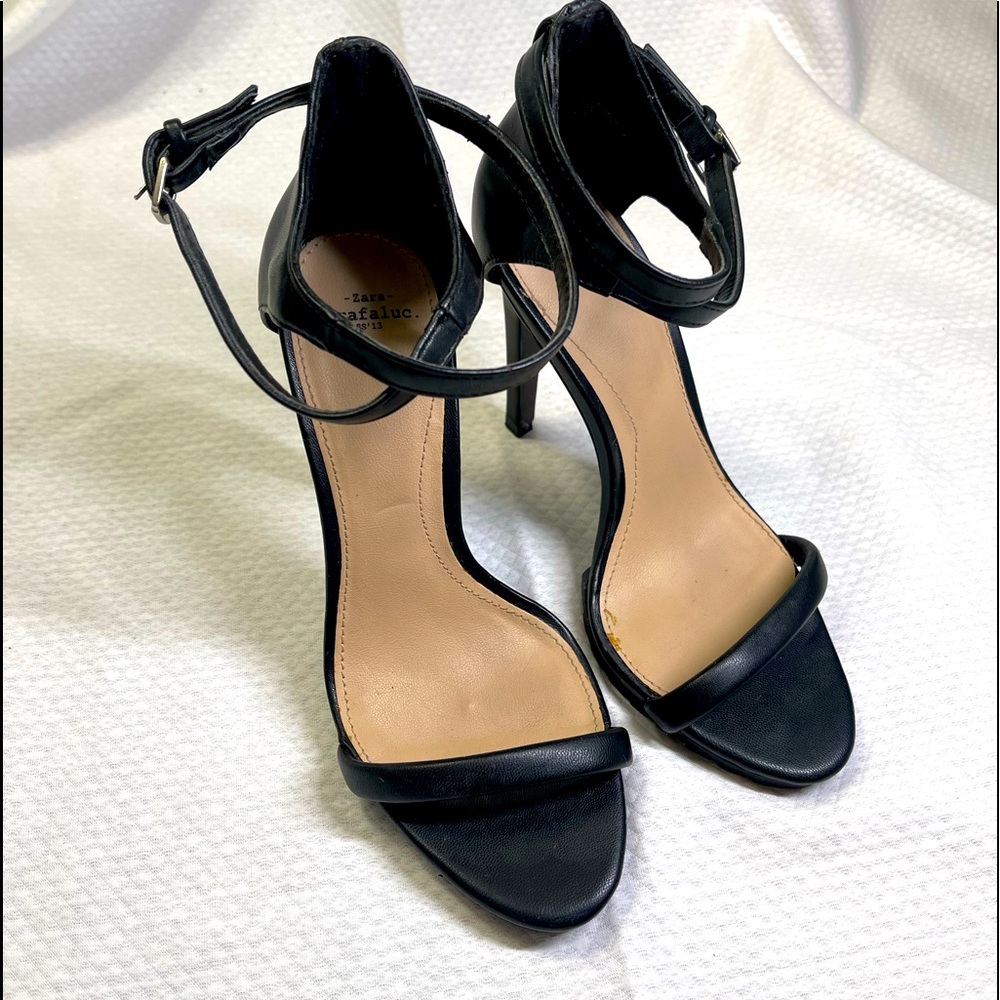 Black Zara heels